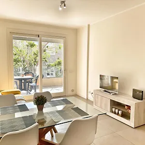 https://alghero-charming-apartments-downtown.hotelsalgherosardinia.com
